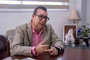 advierten-posibles-consecuencias-para-medicos-vinculados-a-clinica-que-operaba-sin-licencia