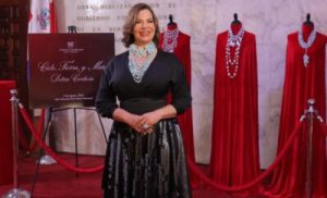 Gisselle Mancebo, La Reina del Larimar, presenta la colección “Cielo, Tierra y Mar Delirio Caribeño” en TN