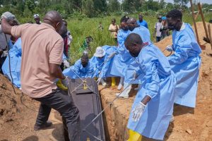 Congo enfrenta una nueva crisis sanitaria por brote de ébola que supera los 500 contagios y fuga de pacientes