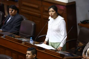 Perú da salvoconducto a la ex primera ministra de Pedro Castillo y retomará relaciones con México