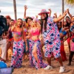 “Island” alcanza el millón de reproducciones en solo cuatro días y conquista el #1 del chart general de Monitor Latino