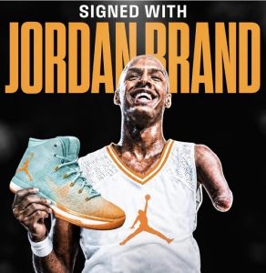 Hansel Enmanuel acaba de firmar un contrato con Jordan Brand