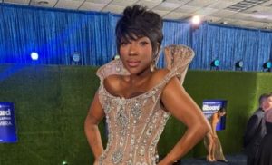Chiky Bombom se disculpa tras comentario sobre supuestos despidos en Telemundo
