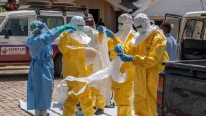 Brote de ébola en el Congo deja más de 2,000 muertos y 4,449 casos confirmados