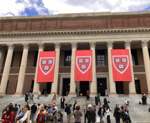 Harvard lidera ranking mundial y China gana terreno
