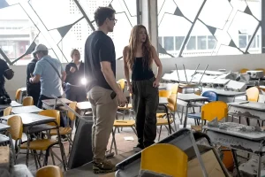 Shakira reconstruirá universidad y diez colegios afectados por terremoto en Colombia