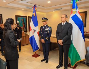 Faride Raful posesiona a Ernesto Rodríguez García como nuevo director general PN