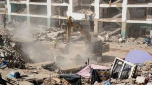EE. UU. envía 20 máquinas para remover escombros en Venezuela