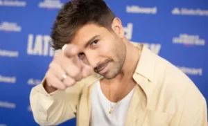 Pablo Alborán cancela concierto tras ser diagnosticado con neumonía grave