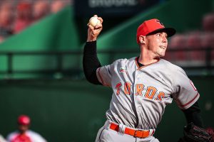 Aaron Sánchez y Carlos Rodríguez regresan con los Toros en LIDOM