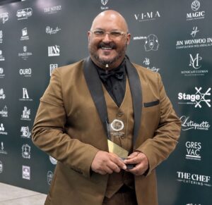 Leo Suberví gana como Mejor Orquesta para Fiestas en Premios Lawa, Ecuador