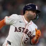 Altuve y Varsho lideran triunfo de los Astros sobre los Medias Blancas