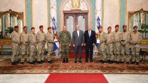 Abinader recibe a campeones de Fuerza Comando Paraguay 2026 y destaca avance de Armada dominicana