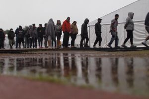 Critican a la Casa Blanca por lanzar videojuego sobre deportaciones de inmigrantes