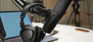 La música domina la radio de la capital con 188 programas