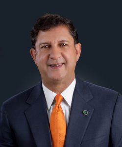 Manuel Estrella: de la cancha al exito empresarial