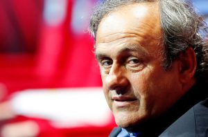 Platini pide la salida de Infantino de la FIFA por “no respetar las reglas” del fútbol
