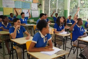 PISA revela rezago en Matemática y estudiantes pierden casi un mes de clases en RD