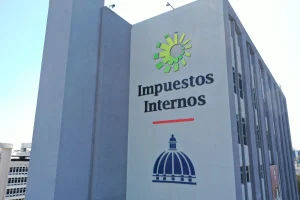 DGII acumula recaudación de RD$671 mil millones en ocho meses