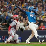 MLB: Cerveceros aseguran playoffs con paliza; Dodgers y Yankees mantienen su impulso