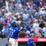 Vladimir Guerrero Jr. conecta su primer jonrón de la temporada en el Rogers Centre, hogar de Toronto