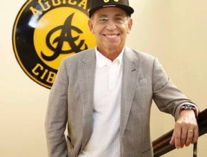 Inicio de racticas: Un estreno especial para Wilhelm Lawrence con las Águilas