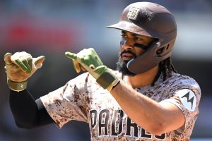San Diego gana con autoridad y se afianza en la pelea por un comodín de la Liga Nacional