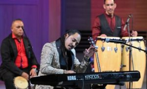 yanco-santana-lleva-por-primera-vez-la-musica-dominicana-a-la-television-nacional-de-rusia