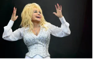 aeropuerto-de-nashville-sera-rebautizado-en-honor-a-dolly-parton
