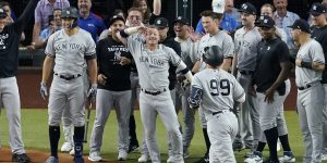 Yankees aplastan a Mellizos y mantienen impulso tras clasificar a playoffs