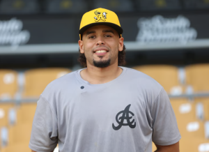 Jhordany Mezquita se integra a los entrenamientos de las Águilas