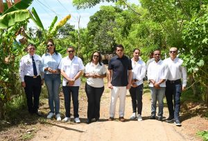 David Collado deja iniciada nuevas obras en Arroyo Barril, Samaná