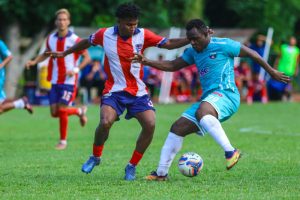 Salcedo FC vence a Delfines y se mantiene líder invicto