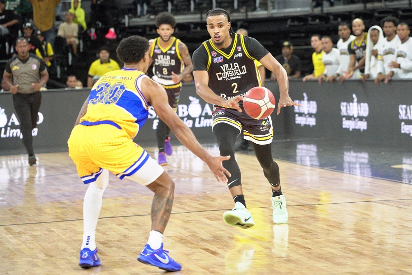 rafael-barias-embiste-al-mauricio-baez-en-su-cuarta-victoria-en-el-50-tbs-distrito-2026