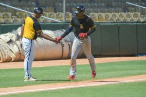 aguilas-cibaenas-vencen-10-por-2-a-granjeros-de-moca-en-partido-de-pretemporada