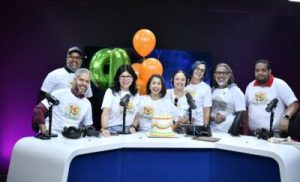 Ana Simó celebra 19 años de su programa radial, llena de agradecimiento