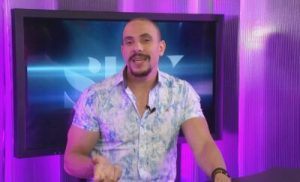 juan-esteban-responde-a-fausto-mata:-«no-tengo-techo-de-cristal»