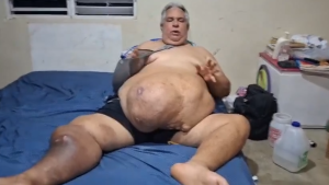 Hombre que lleva 11 años postrado pide ayuda para operarse de tumor