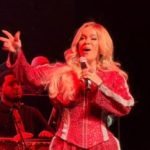 Como Toda Una Diva: Miriam Cruz brilla en el Lehman Center