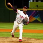 Con  buen pitcheo de  Sánchez y VanScoter, los Leones vencieran 5-3 a las  Estrellas