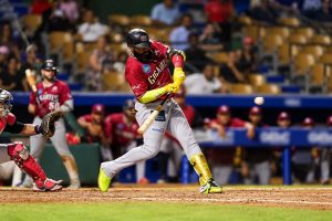 Marcell Ozuna dispara grand slam y Gigantes aplastan a Leones con nueve carreras en el octavo