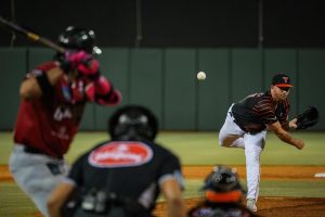 Ronny Simón jonronea y Toros blanquean a Gigantes para cortar racha de cuatro derrotas