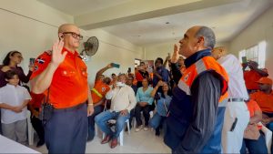 Defensa Civil juramenta a José Ceballos como nuevo director provincial y regional en San Cristóbal